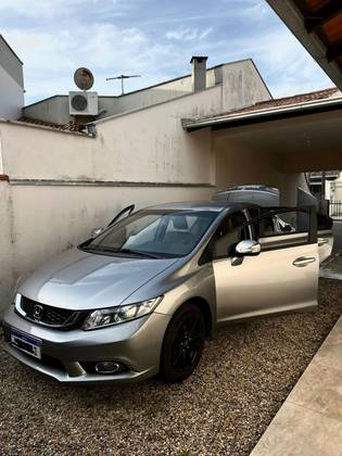 HONDA CIVIC 1.8 LXL 16V FLEX 4P MANUAL HONDA CIVIC 1.8 LXL 16V FLEX 4P MANUAL